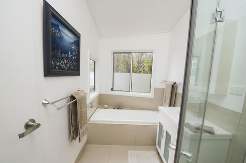 Smiths Lake House - Accommodation Georgetown 19
