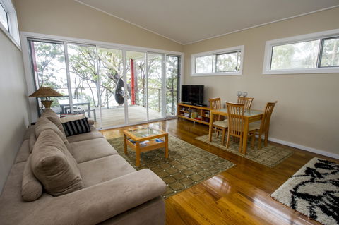 Smiths Lake House - Accommodation Georgetown 23