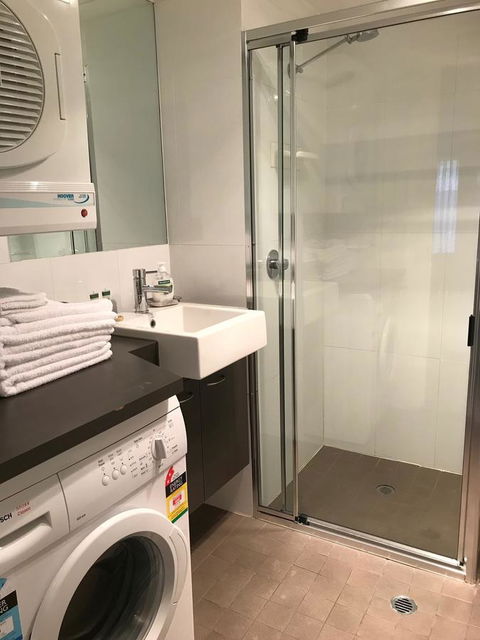 Adelaide DressCircle Apartments - Archer Street - Accommodation Georgetown 3