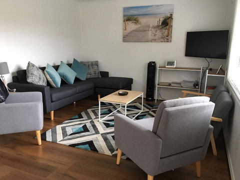 Windsor Gardens Home - Accommodation Georgetown 6