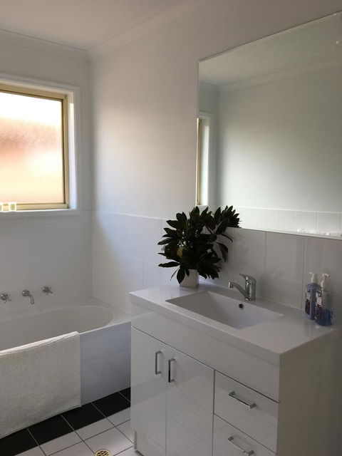 Windsor Gardens Home - Accommodation Georgetown 11