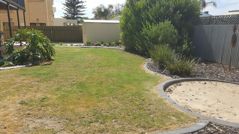 Beachside Escape On The Esplanade - Accommodation Georgetown 11