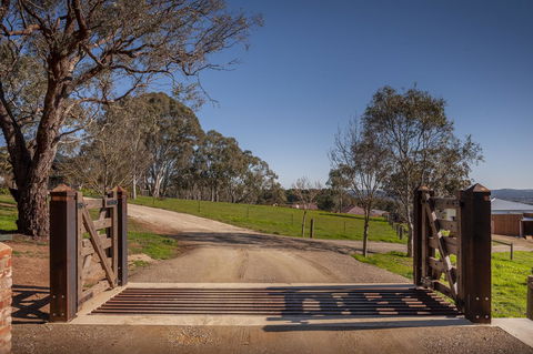Angaston Saleyards Luxury Accommodation - Accommodation Georgetown 31