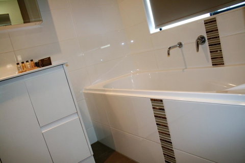 Jacaranda Homestay - Accommodation Georgetown 16