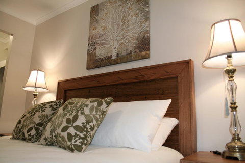 Jacaranda Homestay - Accommodation Georgetown 12