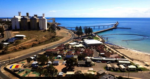 Wallaroo Beachfront Tourist Park - Accommodation Georgetown 2