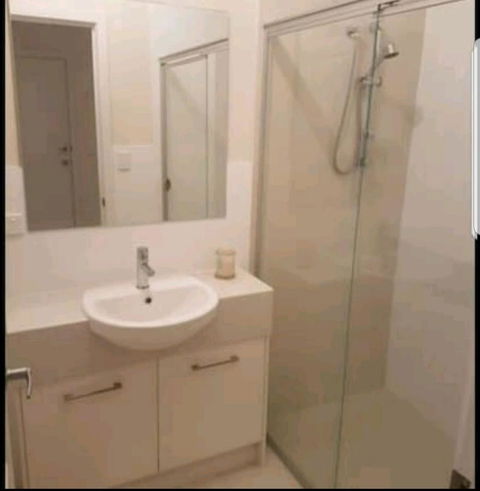 Belford Luxury * New * Clean * Cafes * Near CBD - Accommodation Georgetown 11