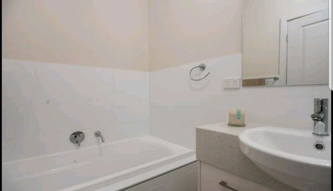 Belford Luxury * New * Clean * Cafes * Near CBD - Accommodation Georgetown 6