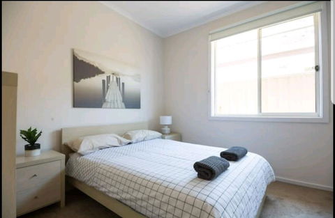 Belford Luxury * New * Clean * Cafes * Near CBD - Accommodation Georgetown 8
