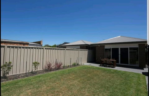 Belford Luxury * New * Clean * Cafes * Near CBD - Accommodation Georgetown 2