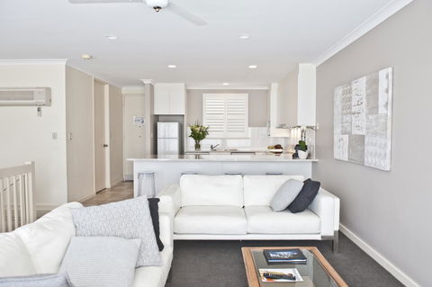 The Bluff Resort Apartments - Accommodation Georgetown 40
