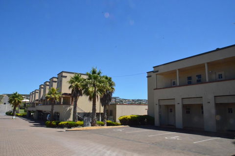 The Bluff Resort Apartments - Accommodation Georgetown 23