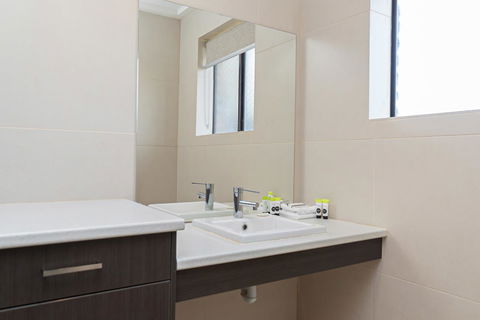 Mick O\'Sheas - Accommodation Georgetown 2