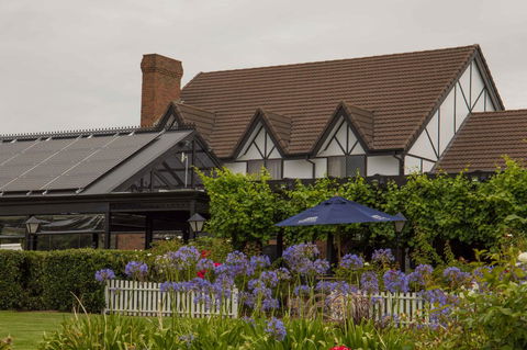 Mick O\'Sheas - Accommodation Georgetown 37