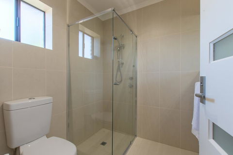 Mick O\'Sheas - Accommodation Georgetown 24