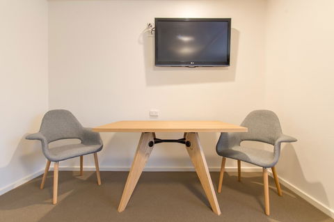 Mick O\'Sheas - Accommodation Georgetown 8