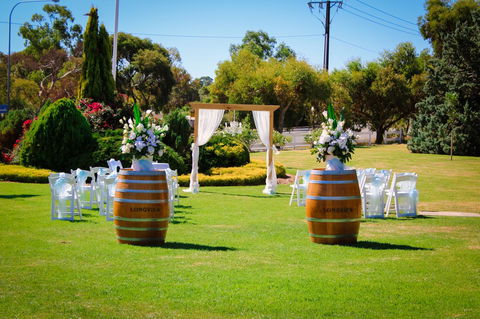 Mick O\'Sheas - Accommodation Georgetown 12