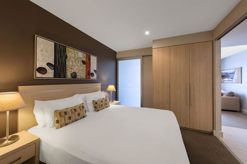 Apartments @ 16 Holdfast - Accommodation Georgetown 10