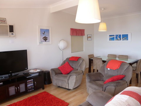 Seascape - Accommodation Georgetown 7