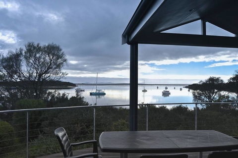 Rest A Shore Coffin Bay - Accommodation Georgetown 2