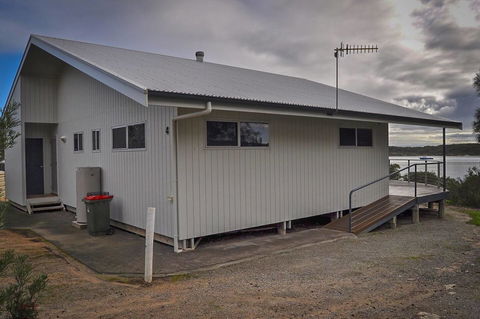 Rest A Shore Coffin Bay - Accommodation Georgetown 12