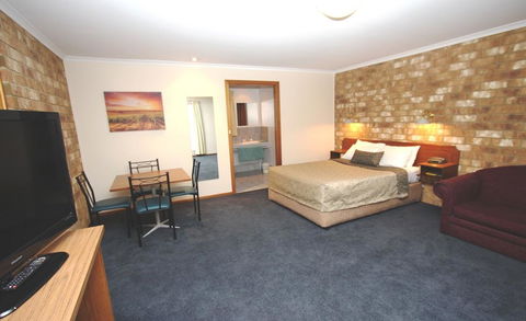 Clare Central - Accommodation Georgetown 24