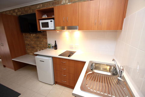 Clare Central - Accommodation Georgetown 10