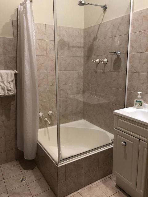 Parkview Apartment - Grandview House & Apartments - Accommodation Georgetown 9