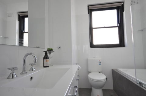 The One @ Henley Beach - Accommodation Georgetown 4
