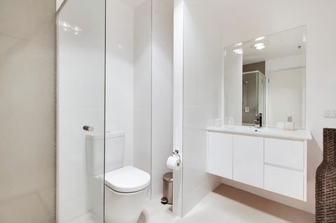 Light And Spacious, Stunning Views Of Adelaide - Accommodation Georgetown 9