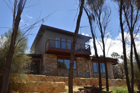 Of Stone & Wood Guesthouse - Accommodation Georgetown 0