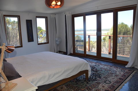 Of Stone & Wood Guesthouse - Accommodation Georgetown 12
