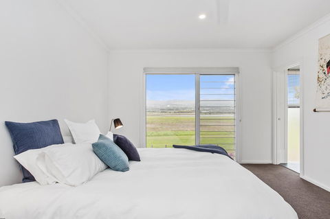 Sea View At Silver Sands - C21 SouthCoast Holidays - Accommodation Georgetown 10