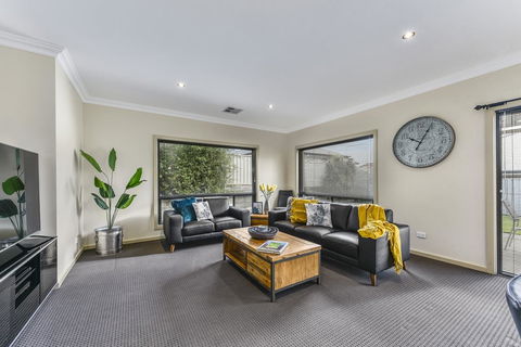 Accommodation On Lansell 2 - Accommodation Georgetown 8