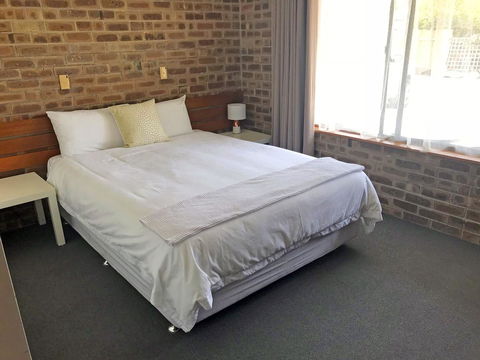 Lake Albert Motel - Accommodation Georgetown 38