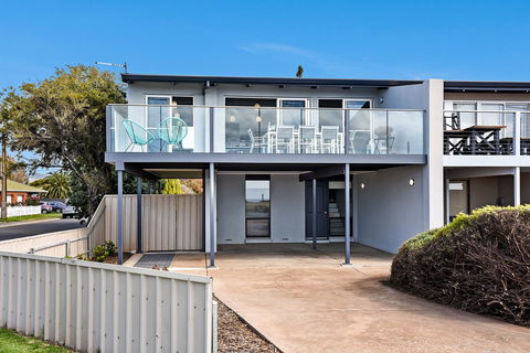 Sorrento - Aldinga Beach - Accommodation Georgetown 12