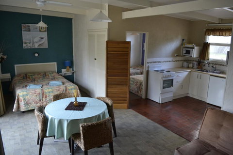 Kangaroo Island Holiday Village - Accommodation Georgetown 2