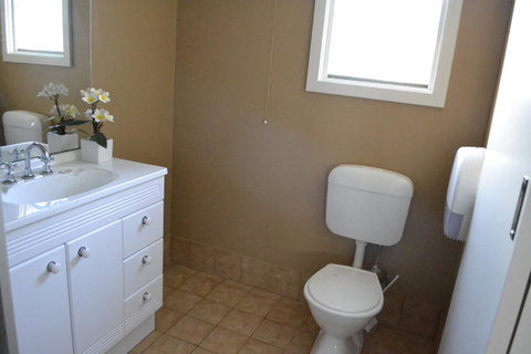 Kangaroo Island Holiday Village - Accommodation Georgetown 1