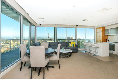 Glenelg Skyline Penthouse - Accommodation Georgetown 7