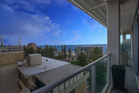Glenelg Skyline Penthouse - Accommodation Georgetown 5