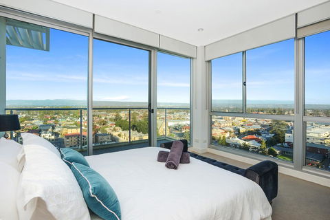 Glenelg Skyline Penthouse - Accommodation Georgetown 43