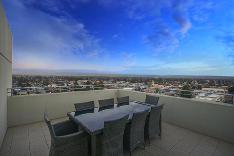 Glenelg Skyline Penthouse - Accommodation Georgetown 34