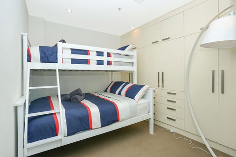 Glenelg Skyline Penthouse - Accommodation Georgetown 44