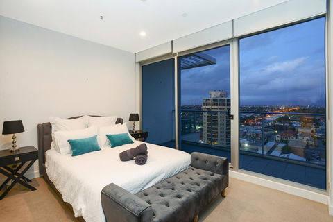 Glenelg Skyline Penthouse - Accommodation Georgetown 33