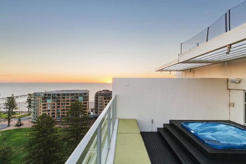 Glenelg Skyline Penthouse - Accommodation Georgetown 27