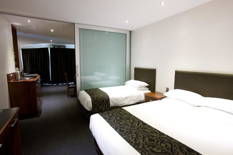 The Commodore - Accommodation Georgetown 9