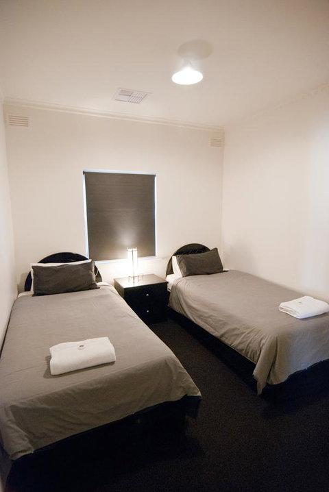 The Commodore - Accommodation Georgetown 18