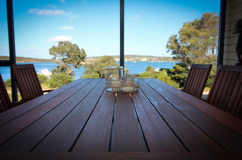 Waterfront On Osprey - Accommodation Georgetown 11