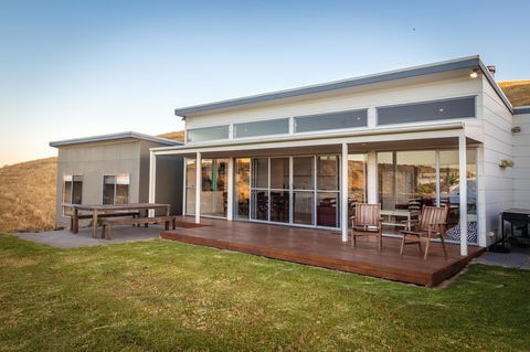 Middle River Beach House - East & West House - Accommodation Georgetown 22