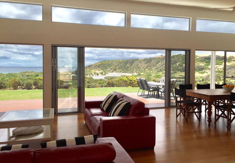 Middle River Beach House - East & West House - Accommodation Georgetown 5